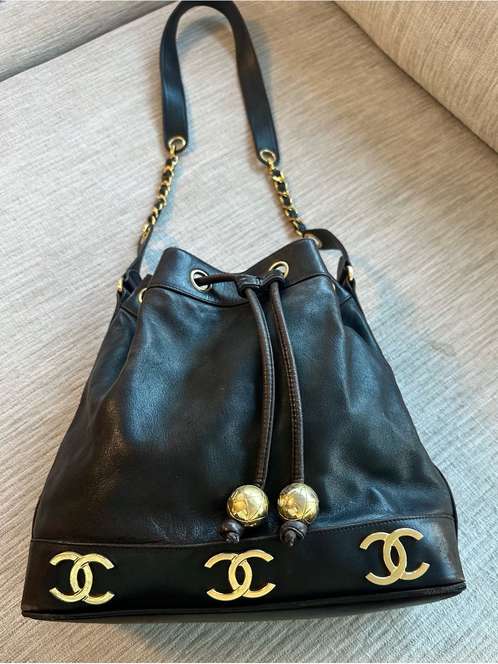 CHANEL Vintage Black Leather Drawstring Bucket Bag with Gold Hardware